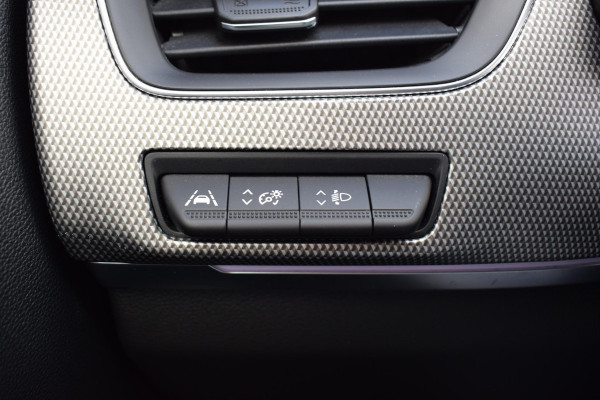 Renault Arkana 1.6 E-Tech Hybrid 145 Intens | Apple CarPlay | LED | Camera | Climate