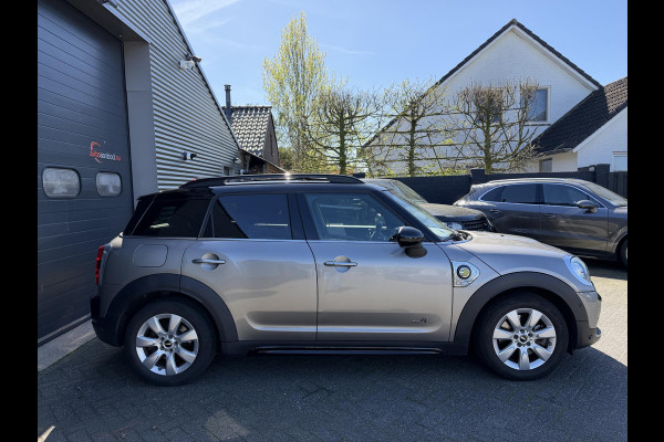 MINI Countryman 1.5 Cooper S E ALL4 Chili | Panoramadak | Camera | Head-Up Display | Harmon Kardon | Navigatie | Elektrische Achterklep |