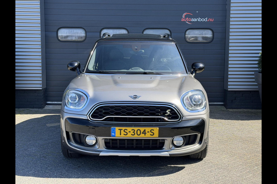 MINI Countryman 1.5 Cooper S E ALL4 Chili | Panoramadak | Camera | Head-Up Display | Harmon Kardon | Navigatie | Elektrische Achterklep |
