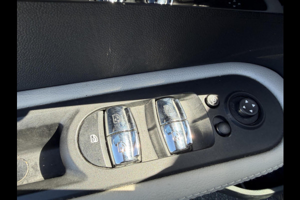 MINI Countryman 1.5 Cooper S E ALL4 Chili | Panoramadak | Camera | Head-Up Display | Harmon Kardon | Navigatie | Elektrische Achterklep |