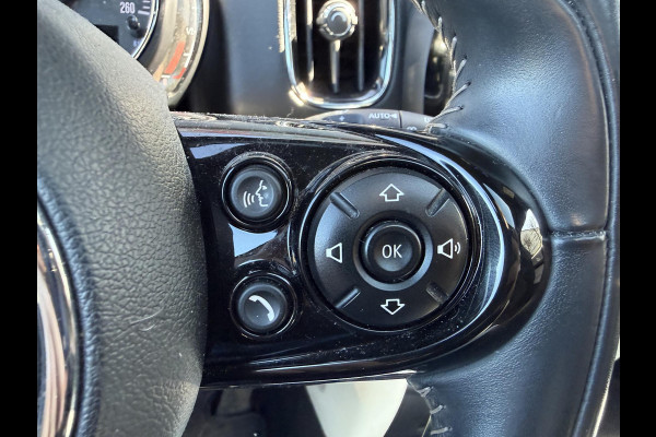 MINI Countryman 1.5 Cooper S E ALL4 Chili | Panoramadak | Camera | Head-Up Display | Harmon Kardon | Navigatie | Elektrische Achterklep |
