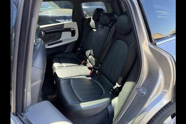 MINI Countryman 1.5 Cooper S E ALL4 Chili | Panoramadak | Camera | Head-Up Display | Harmon Kardon | Navigatie | Elektrische Achterklep |