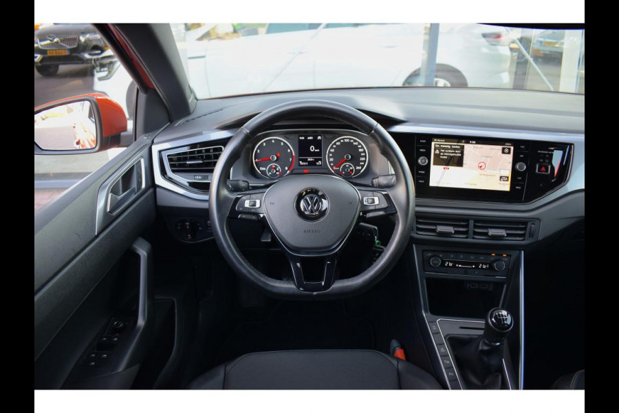 Volkswagen Polo 1.0 TSI Highline Business R | R-Line | Apple CarPlay | Half Leer | Sportstoelen