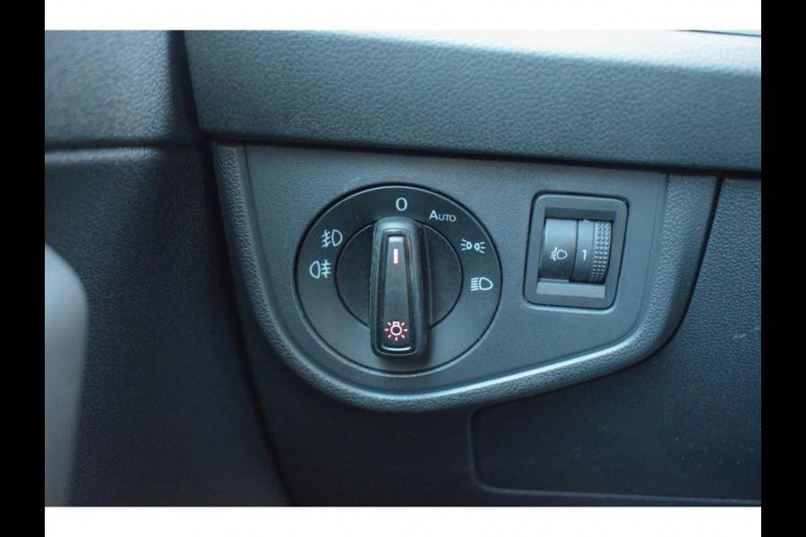 Volkswagen Polo 1.0 TSI Highline Business R | R-Line | Apple CarPlay | Half Leer | Sportstoelen