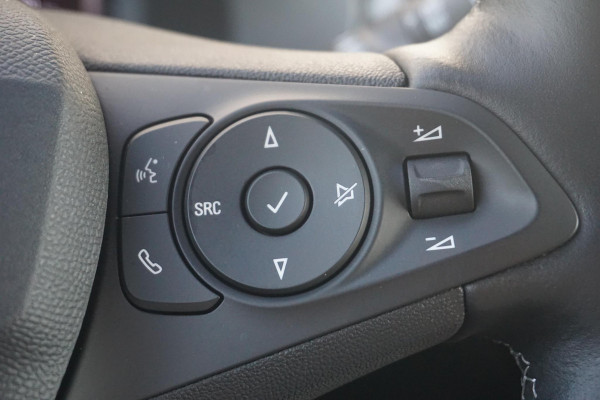 Opel Corsa 1.2 Turbo Ultimate Alcantara | Massage | All Weather banden | Winter pack | Parkpilots/Camera 180° | Keyless |