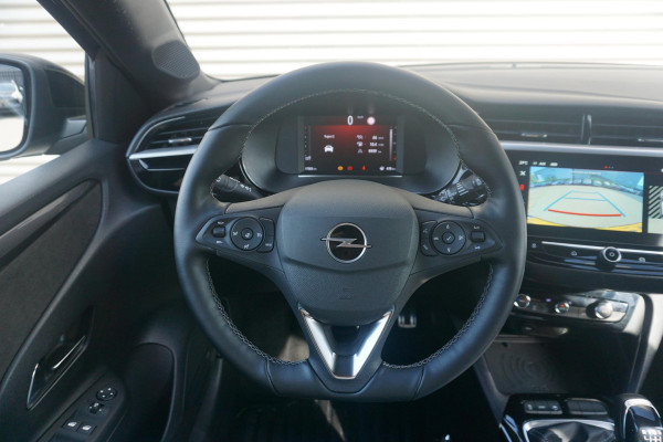 Opel Corsa 1.2 Turbo Ultimate Alcantara | Massage | All Weather banden | Winter pack | Parkpilots/Camera 180° | Keyless |