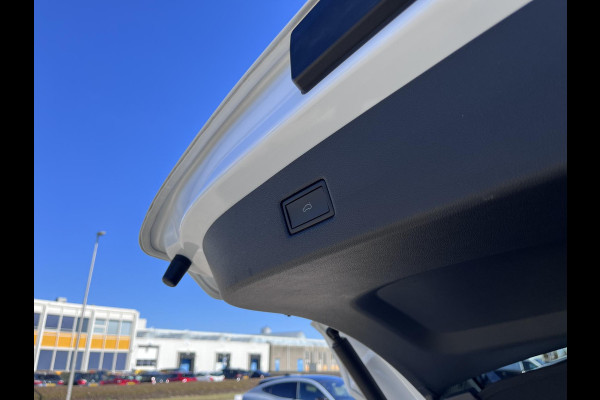 Ford Explorer Premium Extended Range AWD 79 kWh 340pk! | Panoramadak | 360 graden camera | Head up Display | 1.800kg trekgewicht