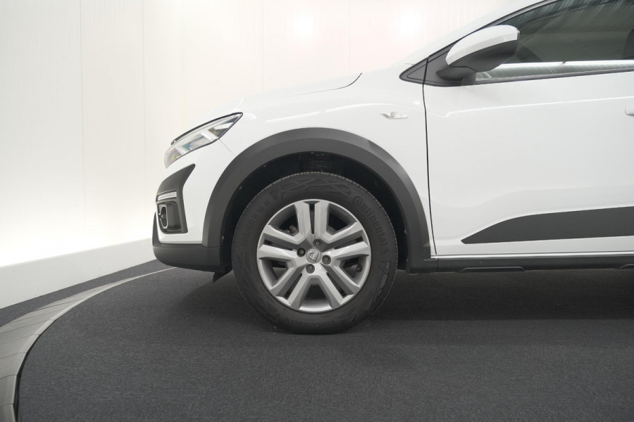 Dacia SANDERO Stepway 1.0 TCe 90 Comfort | Apple Carplay | Parkeersensoren | Cruise Control