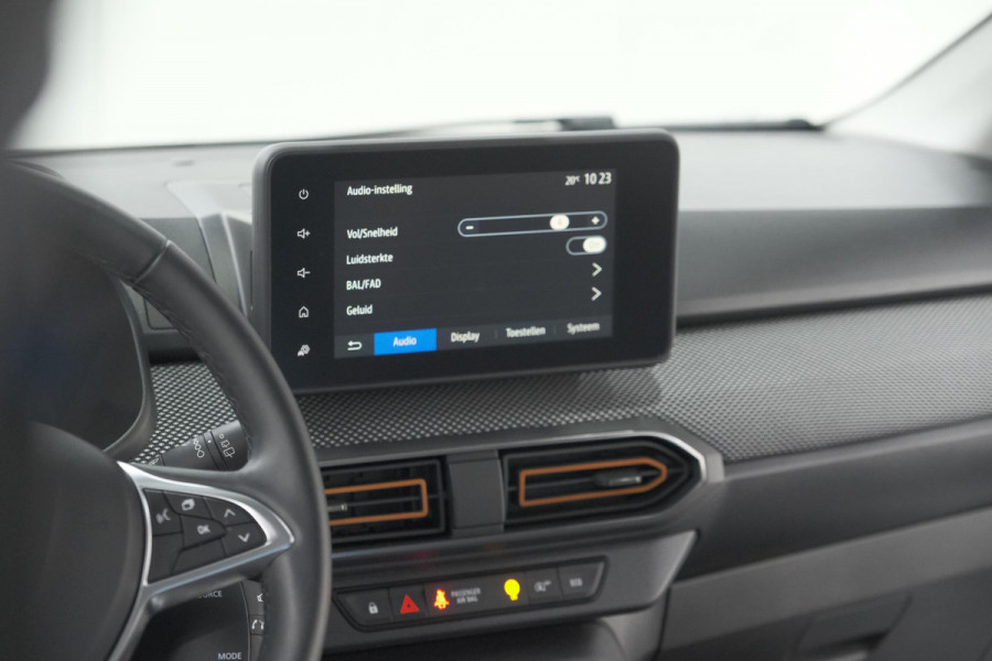 Dacia SANDERO Stepway 1.0 TCe 90 Comfort | Apple Carplay | Parkeersensoren | Cruise Control