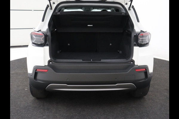 Jeep Avenger Longitude 54 kWh | SOH 93% | Warmtepomp | Carplay | Navigatie | Parkeerhulp | Full LED | Climate control | Cruise control