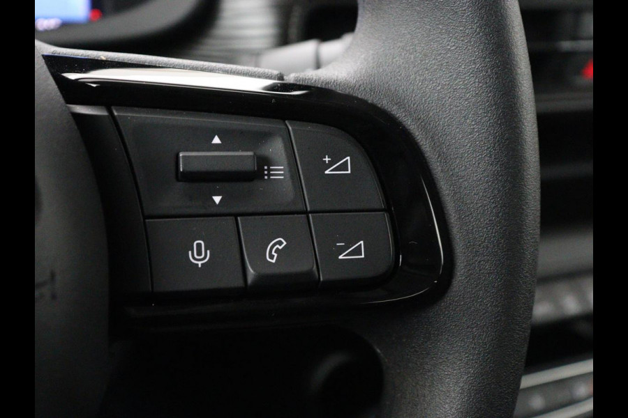 Jeep Avenger Longitude 54 kWh | SOH 93% | Warmtepomp | Carplay | Navigatie | Parkeerhulp | Full LED | Climate control | Cruise control