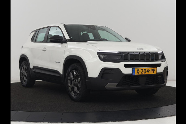 Jeep Avenger Longitude 54 kWh | SOH 93% | Warmtepomp | Carplay | Navigatie | Parkeerhulp | Full LED | Climate control | Cruise control