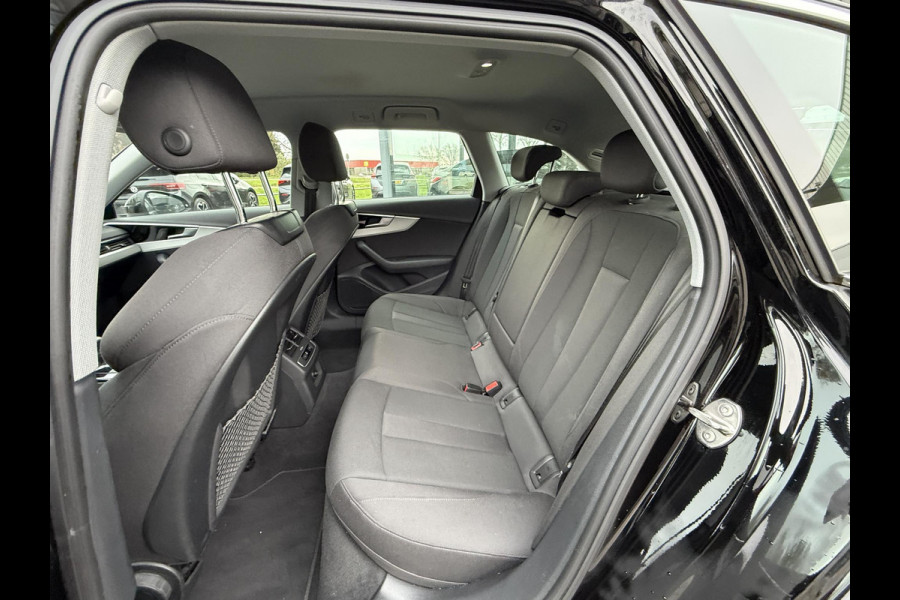 Audi A4 Avant Autr. 35 TFSI 150pk Advanced Ed. | Navi | Apple Carpl | Stoelverwarming | LED