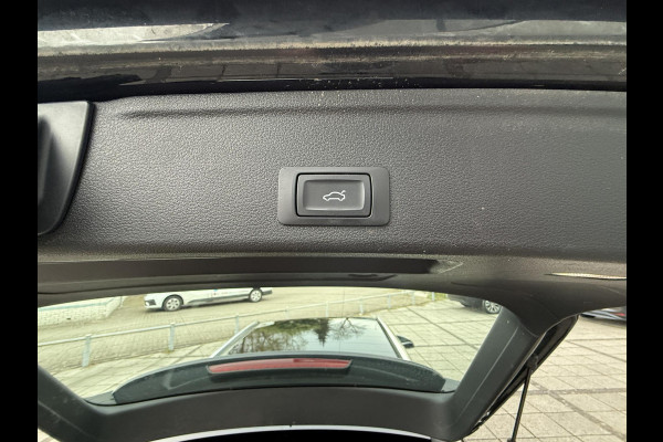 Audi A4 Avant Autr. 35 TFSI 150pk Advanced Ed. | Navi | Apple Carpl | Stoelverwarming | LED