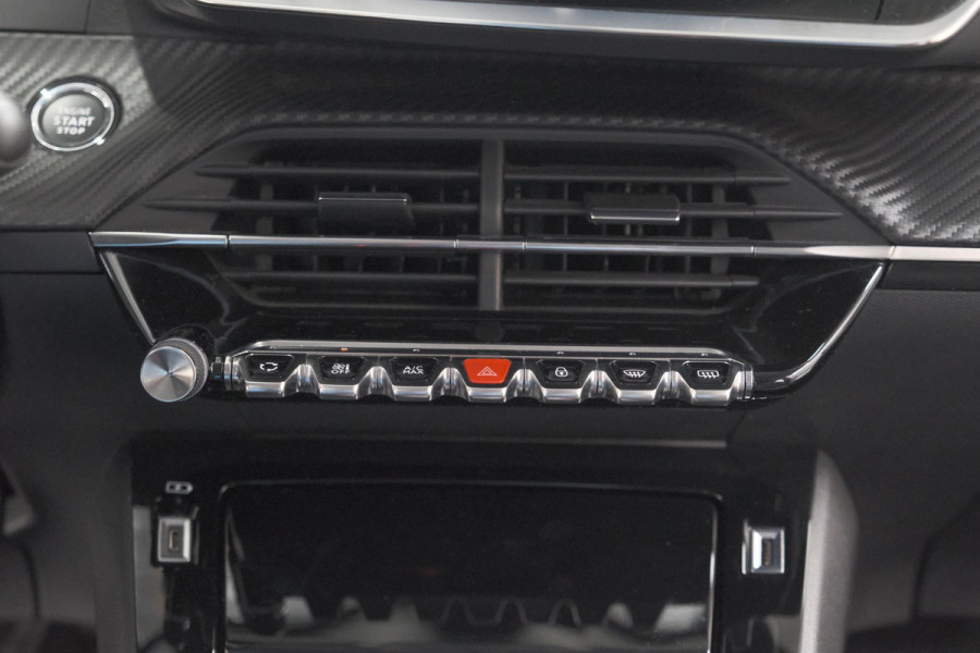 Peugeot 2008 PureTech 130 EAT8 Allure | Allseason Banden | Camera | Navigatie | Parkeersensoren