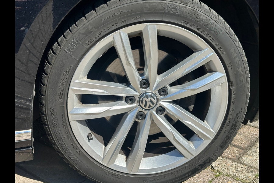 Volkswagen Passat Variant 1.5 TSI Elegance Business R|ACC|CAMERA|