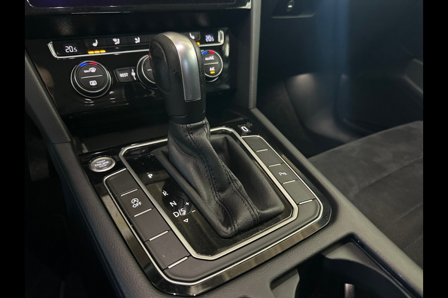 Volkswagen Passat Variant 1.5 TSI Elegance Business R|ACC|CAMERA|