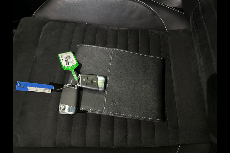 Volkswagen Passat Variant 1.5 TSI Elegance Business R|ACC|CAMERA|