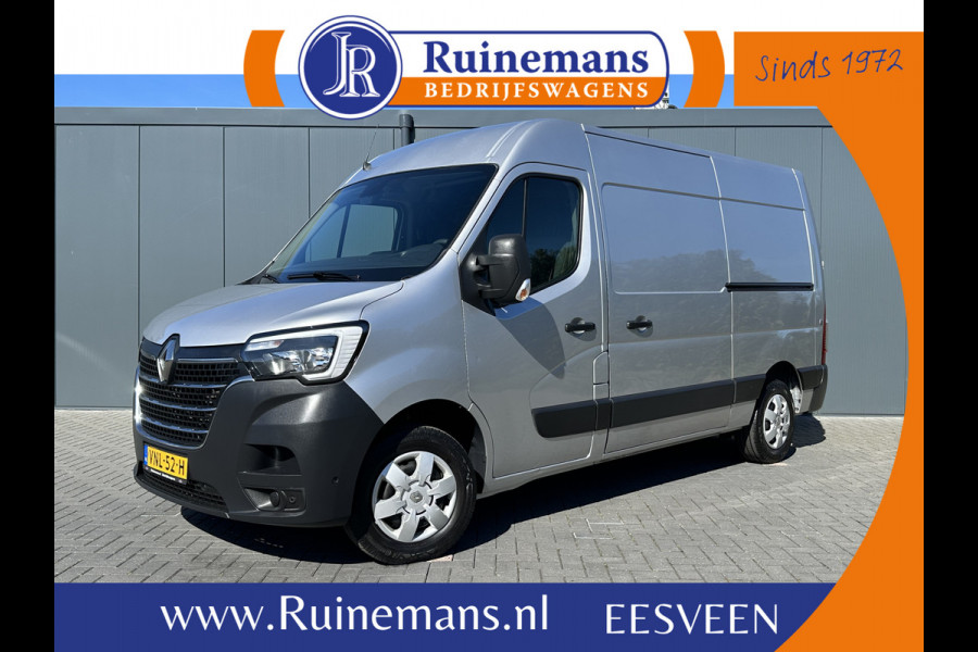 Renault Master T35 2.3 dCi 135 PK / L2H2 / 1e EIG. / TREKHAAK / 2x SCHUIFDEUR / CAMERA / AIRCO / CRUISE / BLIND SPOT