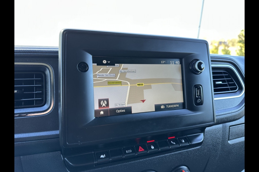 Renault Master T35 2.3 dCi 135 PK / L2H2 / 1e EIG. / TREKHAAK / 2x SCHUIFDEUR / CAMERA / AIRCO / CRUISE / BLIND SPOT