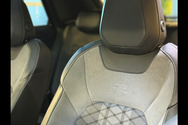 Volkswagen T-Roc GERESERVEERD! 1.5 TSI R-Line Business+ 3x R-LINE|PANO|VIRTUAL|KEYLESS|IQLIGHT|SFEERVERLICHTING|GARANTIE|