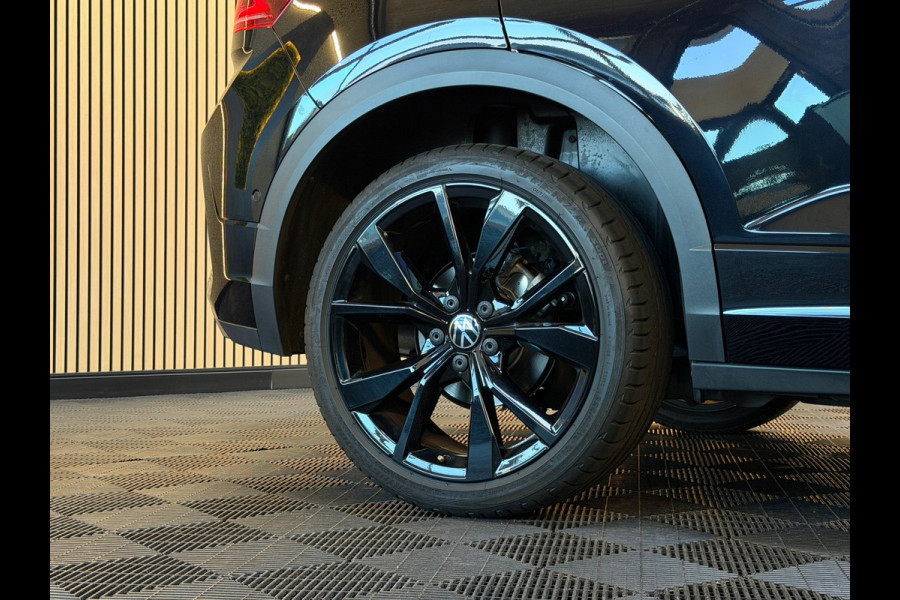 Volkswagen T-Roc GERESERVEERD! 1.5 TSI R-Line Business+ 3x R-LINE|PANO|VIRTUAL|KEYLESS|IQLIGHT|SFEERVERLICHTING|GARANTIE|