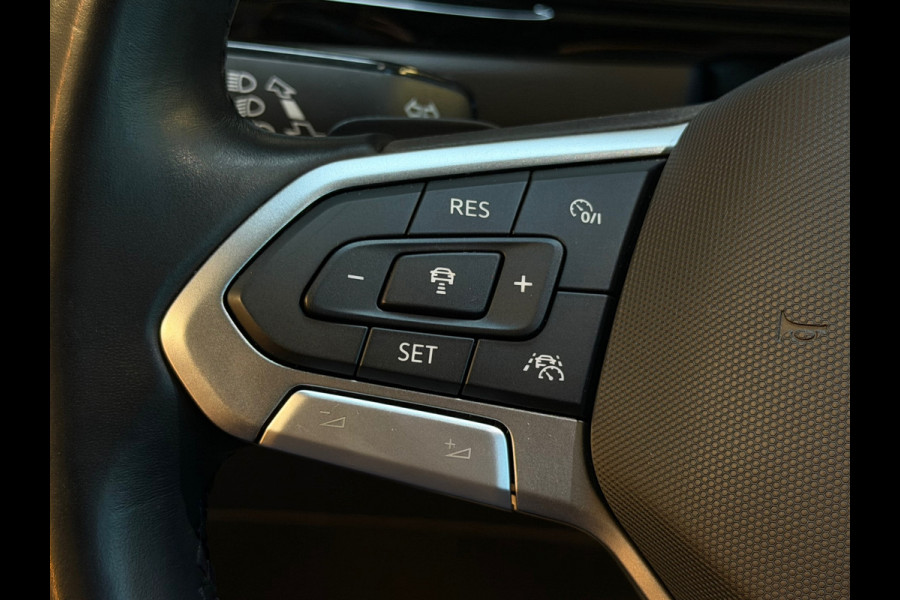 Volkswagen T-Roc GERESERVEERD! 1.5 TSI R-Line Business+ 3x R-LINE|PANO|VIRTUAL|KEYLESS|IQLIGHT|SFEERVERLICHTING|GARANTIE|