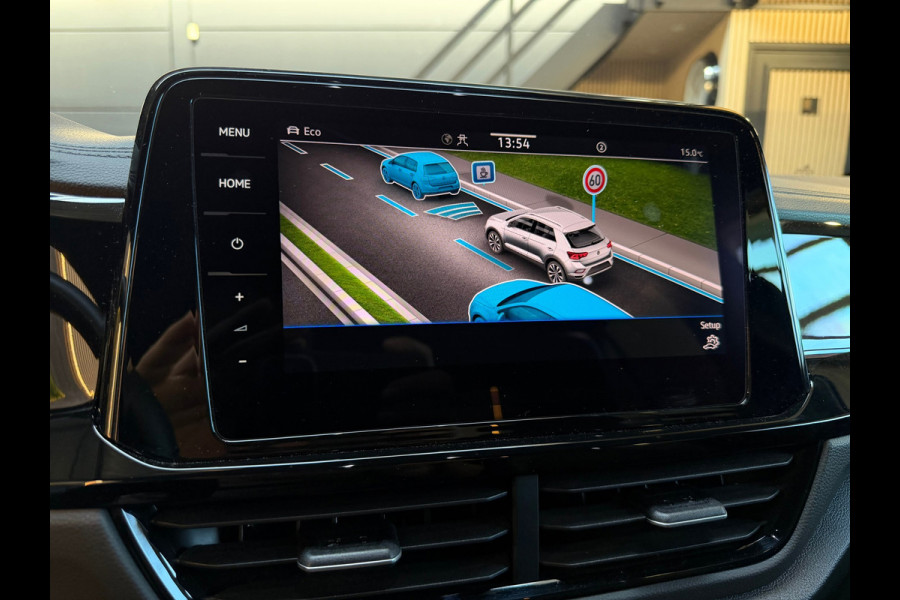 Volkswagen T-Roc GERESERVEERD! 1.5 TSI R-Line Business+ 3x R-LINE|PANO|VIRTUAL|KEYLESS|IQLIGHT|SFEERVERLICHTING|GARANTIE|