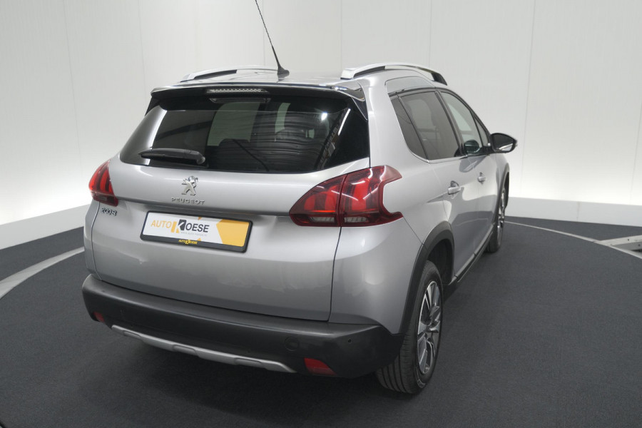 Peugeot 2008 PureTech 110 Allure | Panoramadak | Apple Carplay | Navigatie | Parkeersensoren