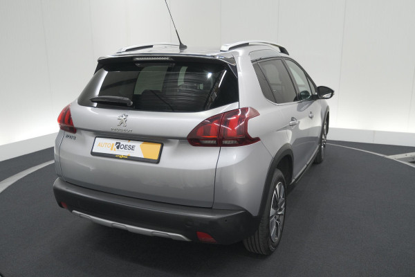 Peugeot 2008 PureTech 110 Allure | Panoramadak | Apple Carplay | Navigatie | Parkeersensoren