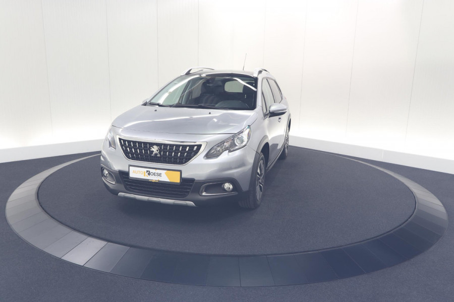 Peugeot 2008 PureTech 110 Allure | Panoramadak | Apple Carplay | Navigatie | Parkeersensoren