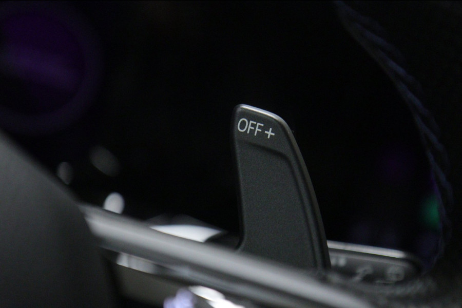 Volkswagen Golf 2.0 TSI R 4Motion PERFORMANCE/PANO/AKRA/HUD/HK/MEM/IQ/VOL