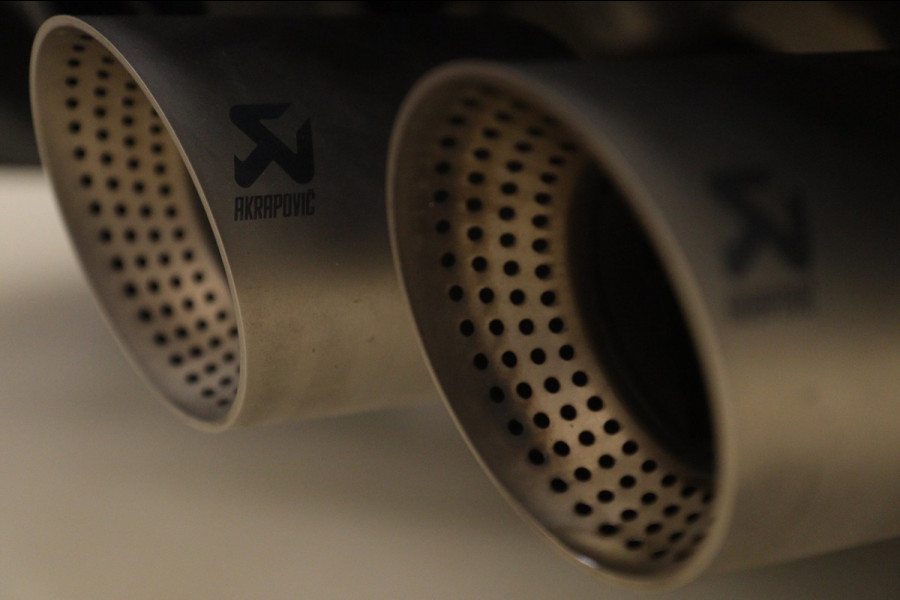 Volkswagen Golf 2.0 TSI R 4Motion PERFORMANCE/PANO/AKRA/HUD/HK/MEM/IQ/VOL