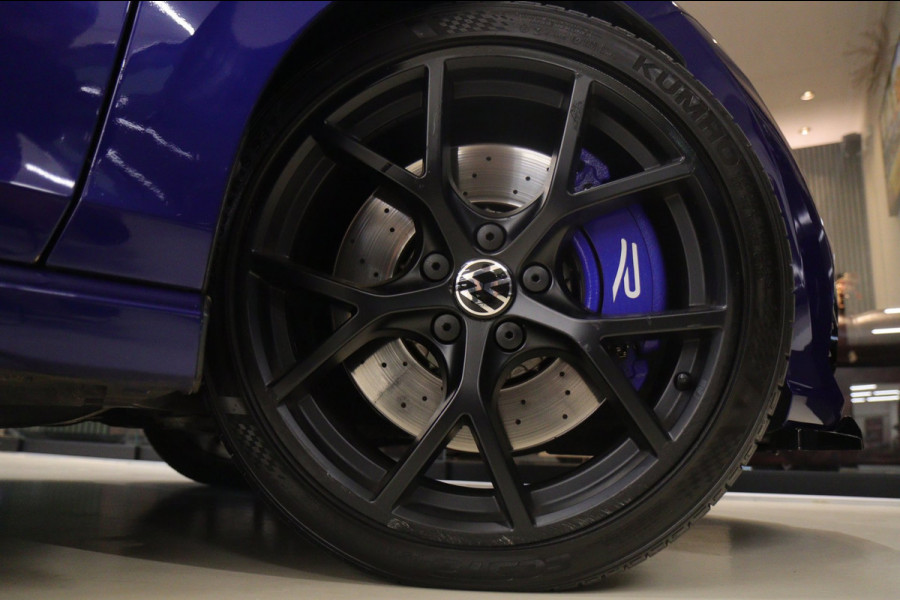 Volkswagen Golf 2.0 TSI R 4Motion PERFORMANCE/PANO/AKRA/HUD/HK/MEM/IQ/VOL