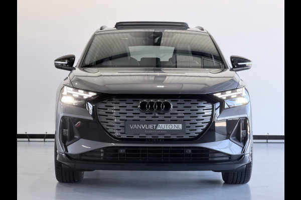 Audi Q4 e-tron 40 Launch edition S Competition 77 kWh Pan /Dak - Head Up - Trekhaak