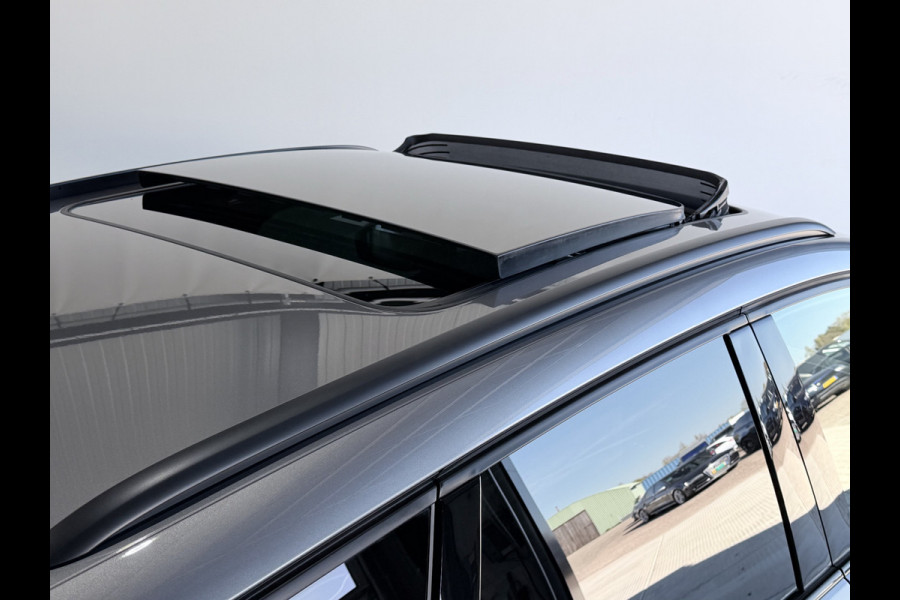 Audi Q4 e-tron 40 Launch edition S Competition 77 kWh Pan /Dak - Head Up - Trekhaak