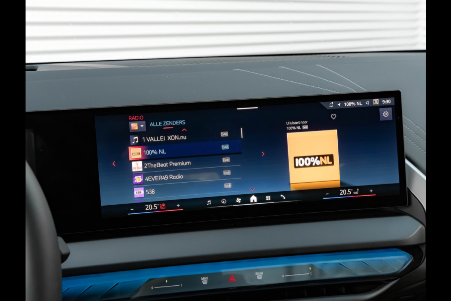BMW X3 M50 - Individual - Pano - Standkachel - Trekhaak - Stoelventilatie