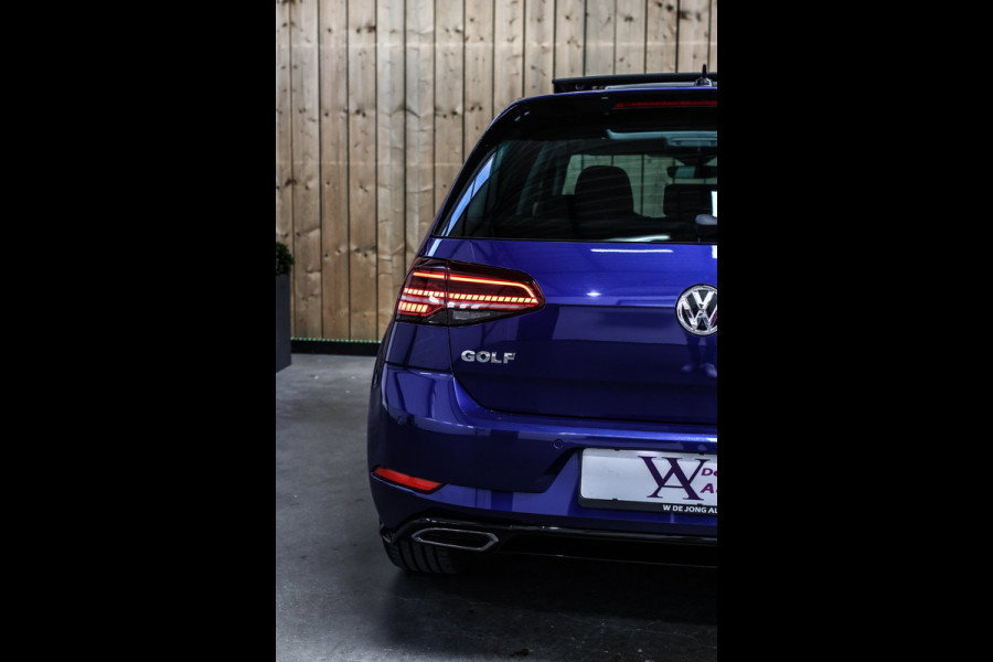 Volkswagen Golf 1.5 TSI R-Line *Pano*Dynaudio*DCC*Camera*Massage*Virtual*DSG*