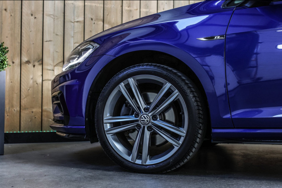 Volkswagen Golf 1.5 TSI R-Line *Pano*Dynaudio*DCC*Camera*Massage*Virtual*DSG*