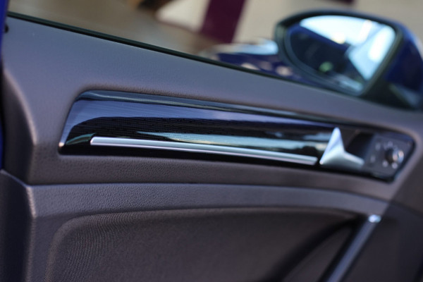 Volkswagen Golf 1.5 TSI R-Line *Pano*Dynaudio*DCC*Camera*Massage*Virtual*DSG*