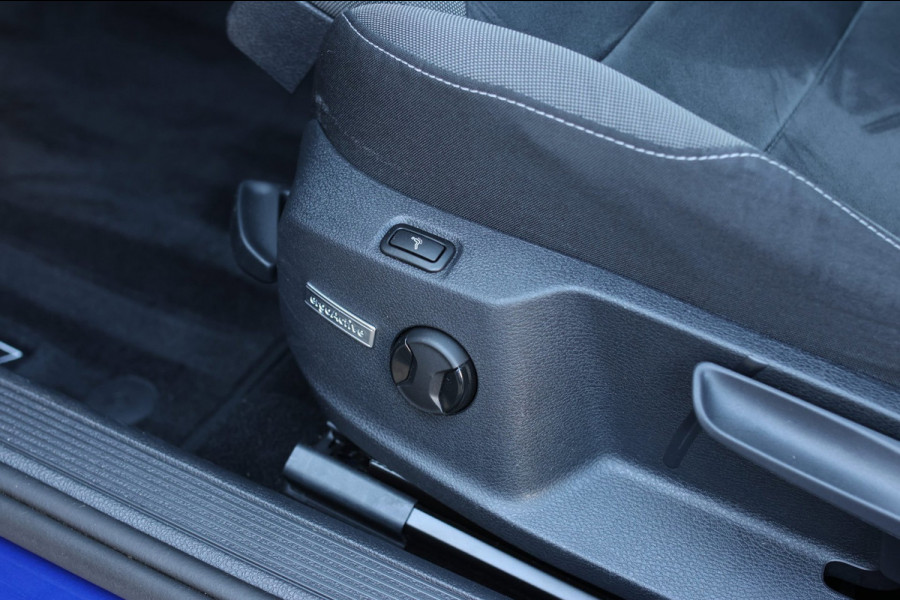 Volkswagen Golf 1.5 TSI R-Line *Pano*Dynaudio*DCC*Camera*Massage*Virtual*DSG*