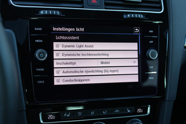 Volkswagen Golf 1.5 TSI R-Line *Pano*Dynaudio*DCC*Camera*Massage*Virtual*DSG*