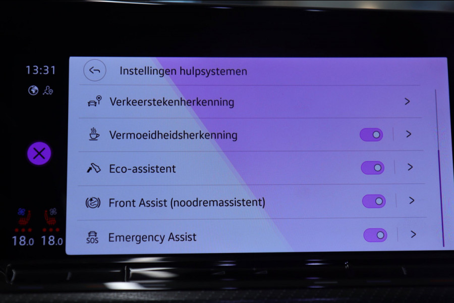 Volkswagen Golf 2.0 TSI R 4Motion PERFORMANCE/PANO/AKRA/HUD/HK/MEM/IQ/VOL