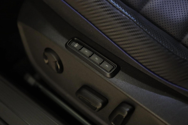 Volkswagen Golf 2.0 TSI R 4Motion PERFORMANCE/PANO/AKRA/HUD/HK/MEM/IQ/VOL