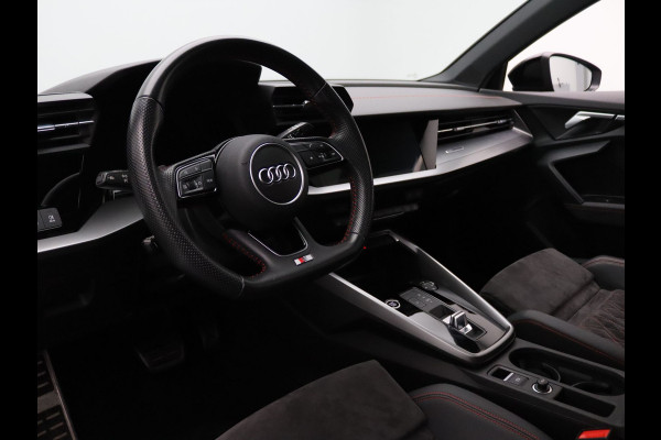 Audi A3 Sportback 35 TFSI S edition 150pk Cruise | Climate | Parkeersens. v+a | Stoelverw. | Panoramadak