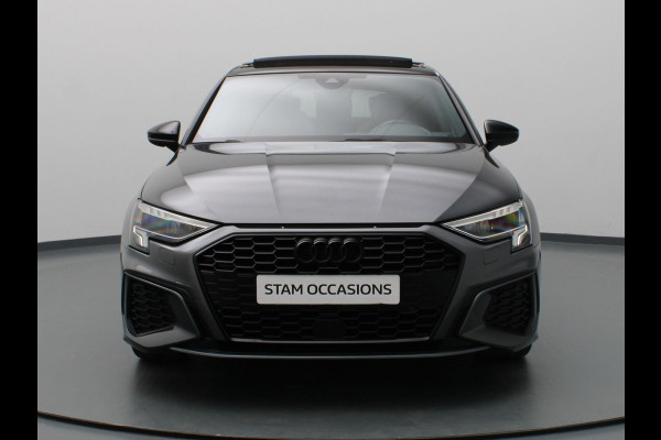 Audi A3 Sportback 35 TFSI S edition 150pk Cruise | Climate | Parkeersens. v+a | Stoelverw. | Panoramadak