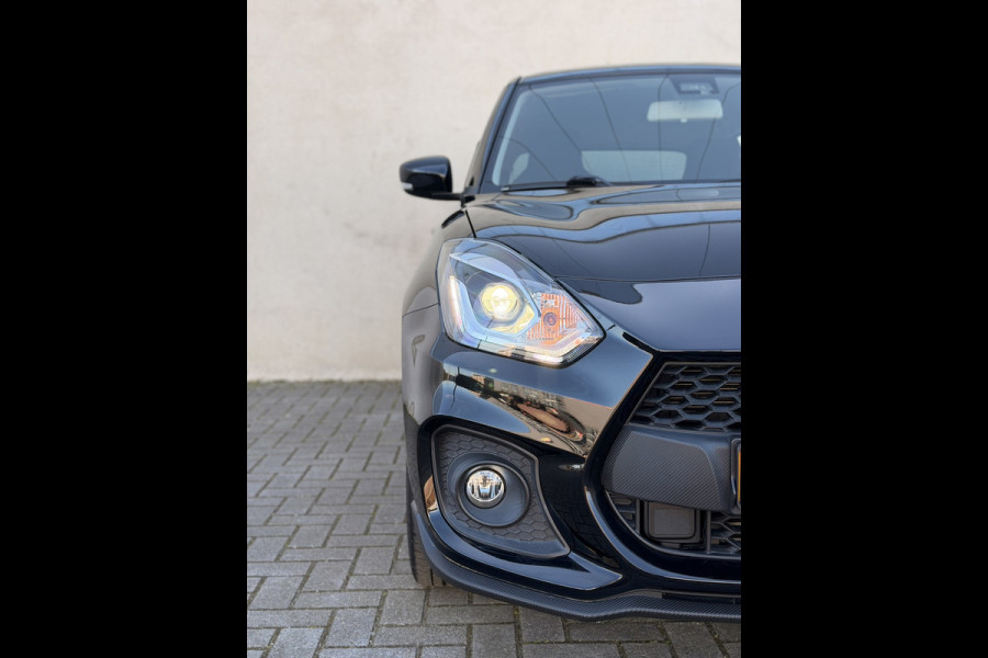 Suzuki Swift 1.4 Sport Smart Hybrid Camera CarPlay ACC 17'' LED Stoelverwarming