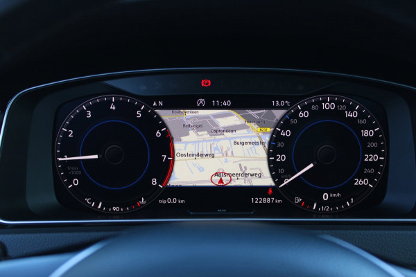 Volkswagen Golf 1.0 TSI Highline AdaptiveCruise VirtualCockpit Carplay !!NIEUWBINNEN!!