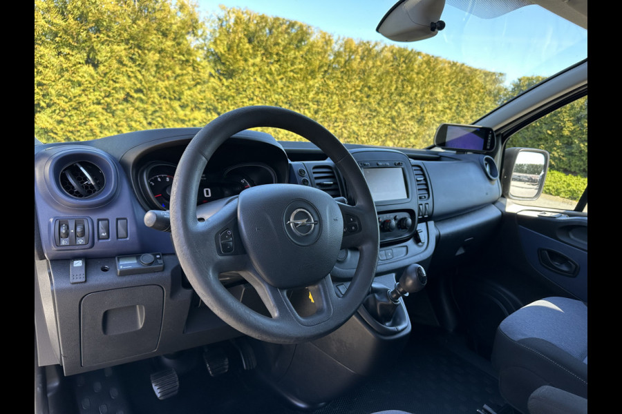 Opel Vivaro 1.6 CDTI 126 PK / L1H1 / 1e EIG. / ACHTERKLEP / AIRCO / CRUISE / NAVI / CAMERA / BLUETOOTH