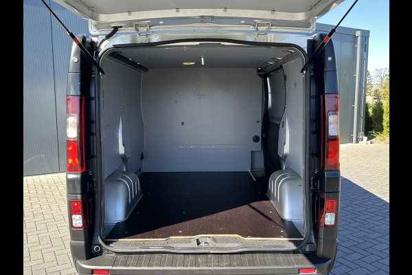 Opel Vivaro 1.6 CDTI 126 PK / L1H1 / 1e EIG. / ACHTERKLEP / AIRCO / CRUISE / NAVI / CAMERA / BLUETOOTH